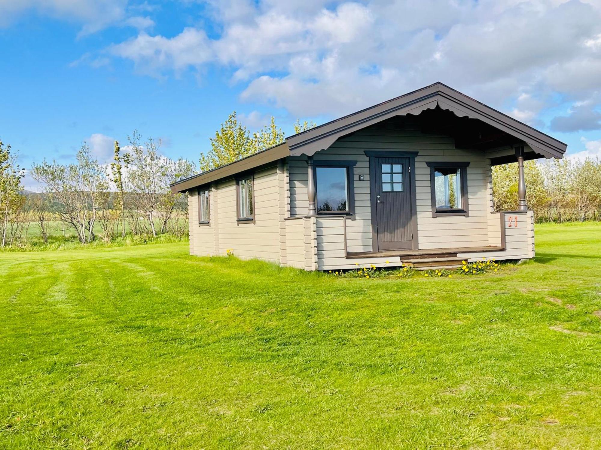 Hellisholar Cottages Хвольсвёдлюр Экстерьер фото