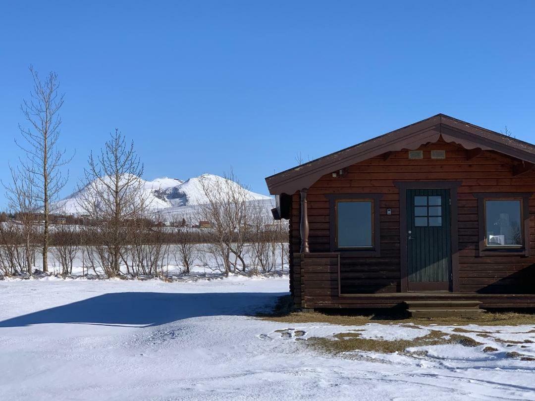 Hellisholar Cottages Хвольсвёдлюр Экстерьер фото
